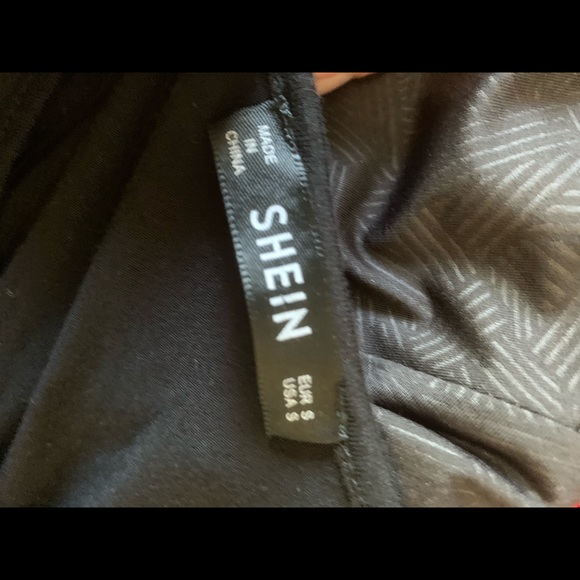 (2/$20) Shein Sm Butterfly Vinyl Black Dress - Picture 4 of 4